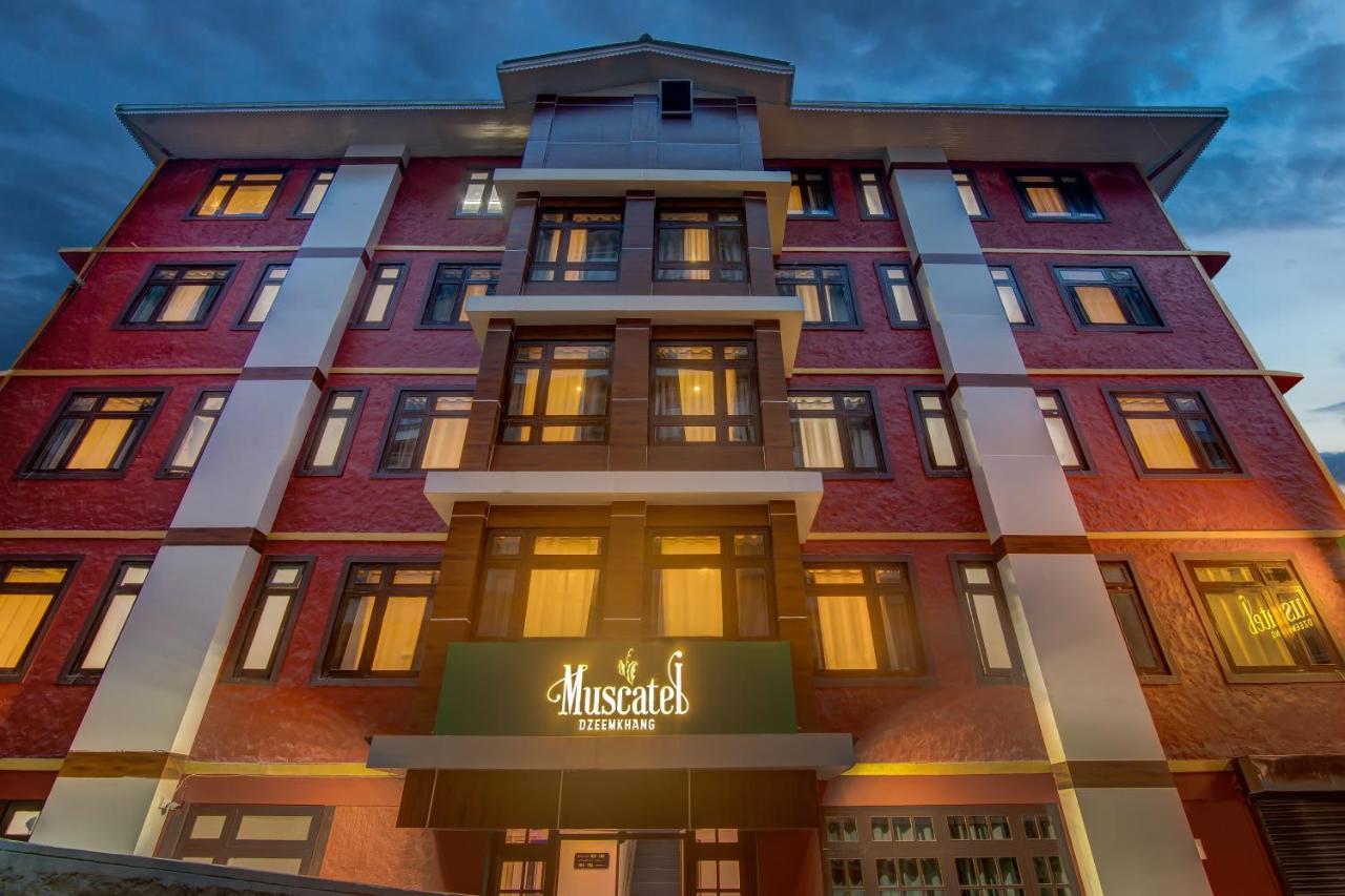 Muscatel Central Hotel - Dzeemkhang Gangtok Extérieur photo
