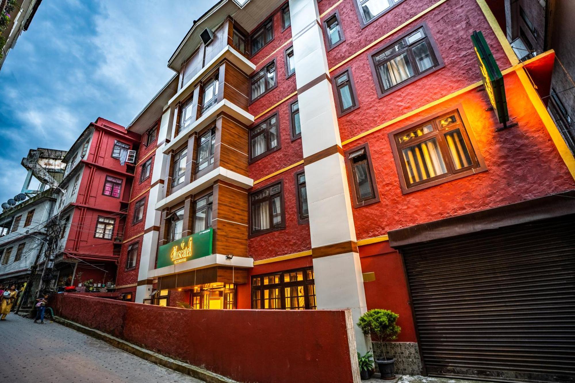 Muscatel Central Hotel - Dzeemkhang Gangtok Extérieur photo